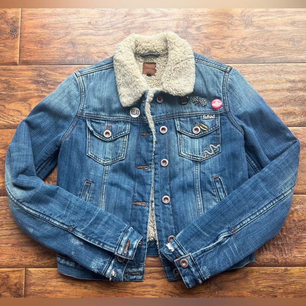Barella Collector's Edition Joey Shearling Crop Jacket in 
Joe's Jeans Women S